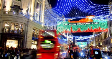 Stire din Actualitate : S-au aprins luminile de Crăciun la Londra