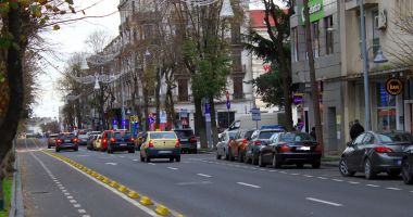 Stire din Social : Luminițe de Crăciun, la Constanța! Unde are loc petrecerea de Revelion 2020