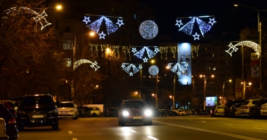 Sărbători de vis la Constanța. Mii de luminițe, brad uriaș în Parcul Tăbăcărie și cadouri speciale pentru toți copiii - 4