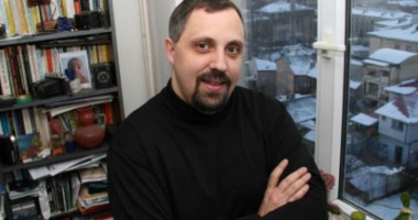 Stire din Cultură-Educație : Scriitorul Dan Lungu, selectat în antologia americană "Best European Fiction 2013"