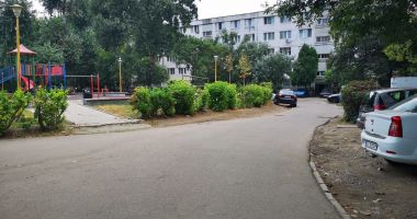 Stire din Social : Aleea Lupeni, de pe strada cu același nume, va intra în reabilitare