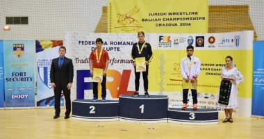 Stire din Sport : Luptător de la  CS Farul, campion balcanic de juniori