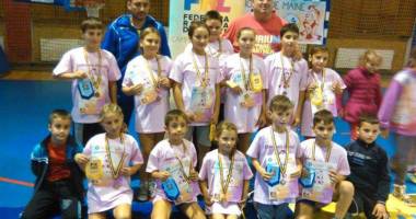 Stire din Sport : Luptătorii dobrogeni cuceresc medalie după medalie