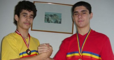 Stire din Sport : 2011, an excelent pentru luptătorul Vlad Caraș