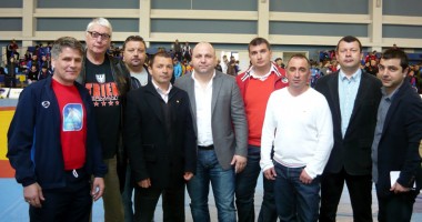 Stire din Sport : Maestrul Ioan Ludu, sărbătorit  printre campioni, la Mangalia