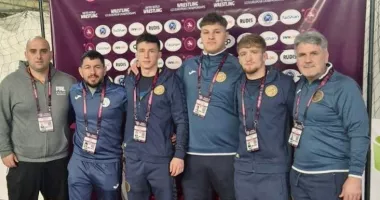 Stire din Sport : Doi sportivi de la CSM Constanța evoluează la Campionatul European de lupte
