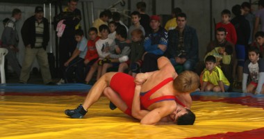 Stire din Sport : Luptătorii constănțeni, niciun concurs fără podium