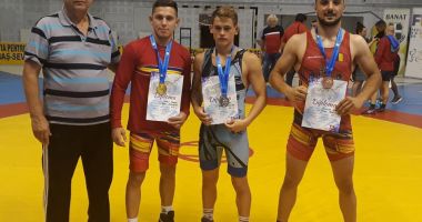 Stire din Sport : Performanță notabilă pentru luptătorii Farului. Trei medalii la Naționale