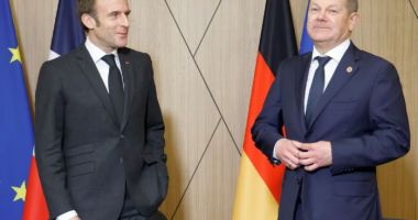 Stire din Actualitate : Macron reafirmă angajamentul Franţei faţă de NATO şi primeşte sprijin din partea lui Scholz
