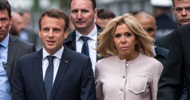 Stire din Actualitate : Brigitte Macron îi dă în judecată pe cei care susțin conspirația conform căreia s-a născut bărbat