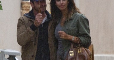 Dragoste în ploaie/ Au apărut poze noi cu Mădălina Ghenea sărutându-se cu Gerard Butler/ Galerie FOTO - 3
