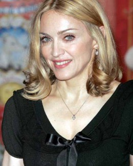 Madonna îl susține pe Obama