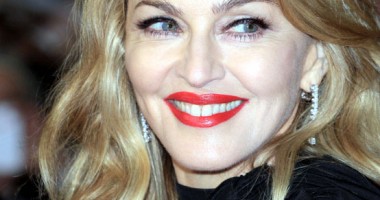 Stire din Monden : Madonna, violată pe când încerca  să se afirme