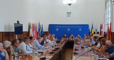 Pentru a stopa pesta se cere oprirea mişcării oilor și caprelor pentru trei săptămâni