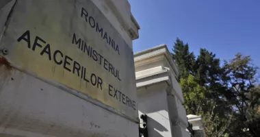 Salarii fictive plătite ani la rând din fondurile MAE. O fostă contabilă și-a recunoscut vina
