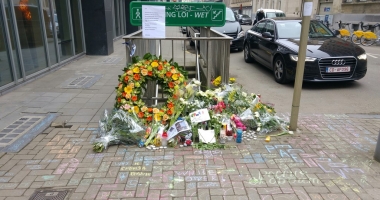 Stire din Actualitate : Atentatele de la Bruxelles: Stația de metrou Maelbeek va fi redeschisă