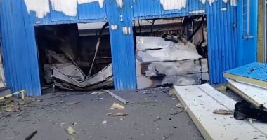 Stire din Actualitate : Magazinul unei companii românești, distrus complet de bombardamentele rușilor