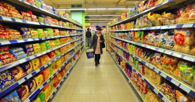 Stire din Social : E oficial! 51 % produse românești, pe rafturi.  Hipermarketurile, obligate să comercializeze alimente locale