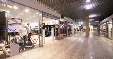 Retail-ul nealimentar aproape de colaps