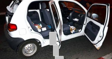 Magazin spart, lângă Gara Constanța. Doi dintre hoți sunt căutați - 4