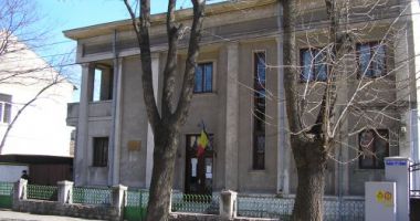 Stire din Social : MAI a negociat cu angajații Arhivelor Naționale, pentru a pune capăt grevei generale