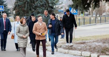 Stire din Actualitate : Maia Sandu a mers în Zona de Securitate, puternic afectată de criza energetică