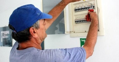 Stire din Social : Mai multe localități din județ, fără curent electric