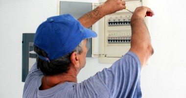 Mai multe zone din Constanța, fără curent electric
