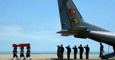 Stire din Actualitate : Un avion plin cu o tonă și jumătate de AUR, blocat pe aeroport