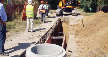 Stire din Economie : Mai puțin de 15% din populația satelor beneficiază de serviciile de canalizare