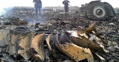 Stire din Actualitate : Video. IMAGINI EXPLOZIVE din satelit , difuzate de televiziunea rusă, în cazul prăbușirii zborului MH17