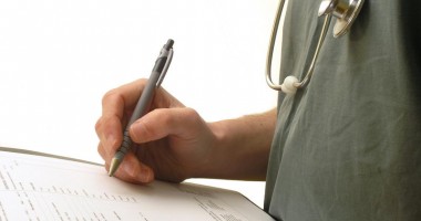 Stire din Sănătate : Cui cereți ajutorul în cazul unui malpraxis