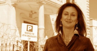Stire din Actualitate : Mii de maltezi au manifestat pentru dreptate după asasinatul jurnalistei Daphne Caruana Galizia