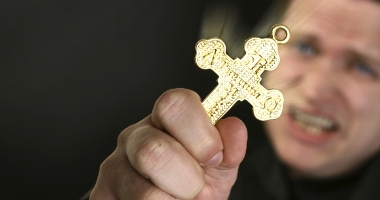 Stire din Actualitate : Mama a doi copii, moartă în urma unui ritual de exorcizare