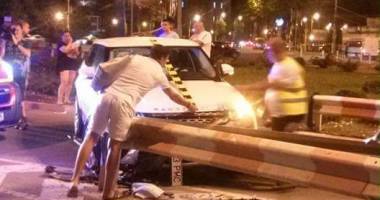 Cu Range Rover-ul direct în scuar - 1