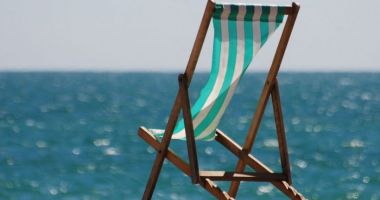 Stire din Social : Staţiunea vedetă a litoralului românesc, Mamaia, rămâne fără turişti