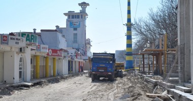 Stire din Social : Galerie FOTO. Stațiunea Mamaia, un imens șantier. Cum arată "perla litoralului"