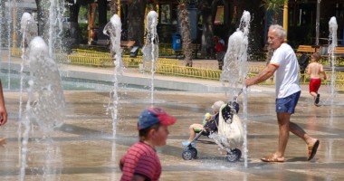 Stire din Social : Vreme frumoasă și temperaturi ridicate, în week-end, la mare