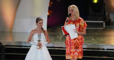 Melodia "COPII DE CRISTAL" a primit premiul acordat de HISTRIA GROUP INTERNATIONAL - 5