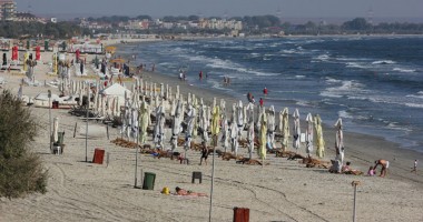 Stire din Social : ADJUDECAT! Iată cine a pus mâna pe PLAJELE ROMÂNEȘTI în acest sezon
