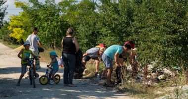 Mamaia Sat, sufocată de gunoaie. "Am decis să ne luăm singuri soarta în mâini!" - 6