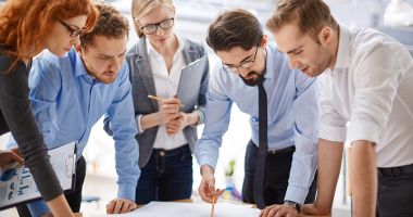 Stire din Economie : Managerii prognozează creșterea activității economice, forței de muncă și prețurilor