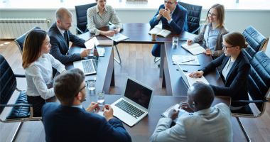Stire din Economie : Managerii din economie cred că volumul de activitate și prețurile vor crește
