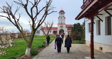 Viaţa la ţară, prin ochi de admirator. Lipniţa, comuna unde Dunărea "sărută" pământul - 7