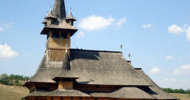 Stire din Cultură-Educație : Două surori se vor călugări duminică,  la Mănăstirea Crucea