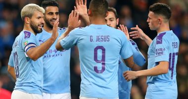 Stire din Sport : "Cetățenii" au învins "Sfinții". Manchester City, recital în Cupa Ligii Angliei