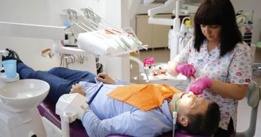 Stire din Sănătate : Ce se întâmplă când apar probleme cu articulația mandibulei