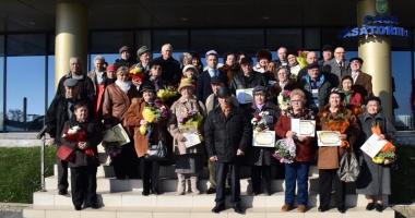 Stire din Politică-Administrație : Primăria Mangalia, recompense financiare pentru seniorii orașului
