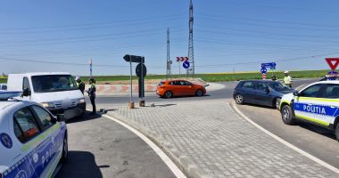 Stire din Eveniment : Mai multe societăți comerciale, dar și șoferi din Mangalia au fost controlați de polițiști