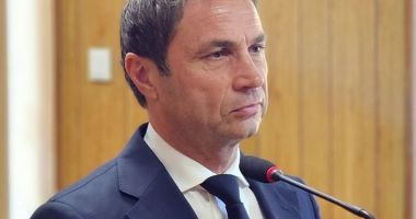 Stire din Politică-Administrație : Primarul Mangaliei avertizează agenţii economici: ”Nu vom încălca legea indiferent de presiunile unora”